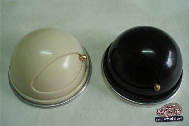 1950 - Split Rear Round Ashtray