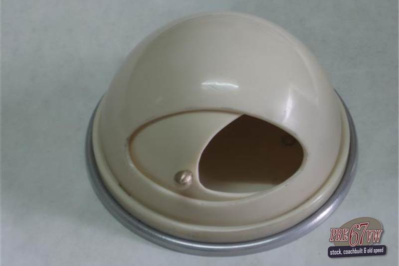 1950 - Split Rear Round Ashtray