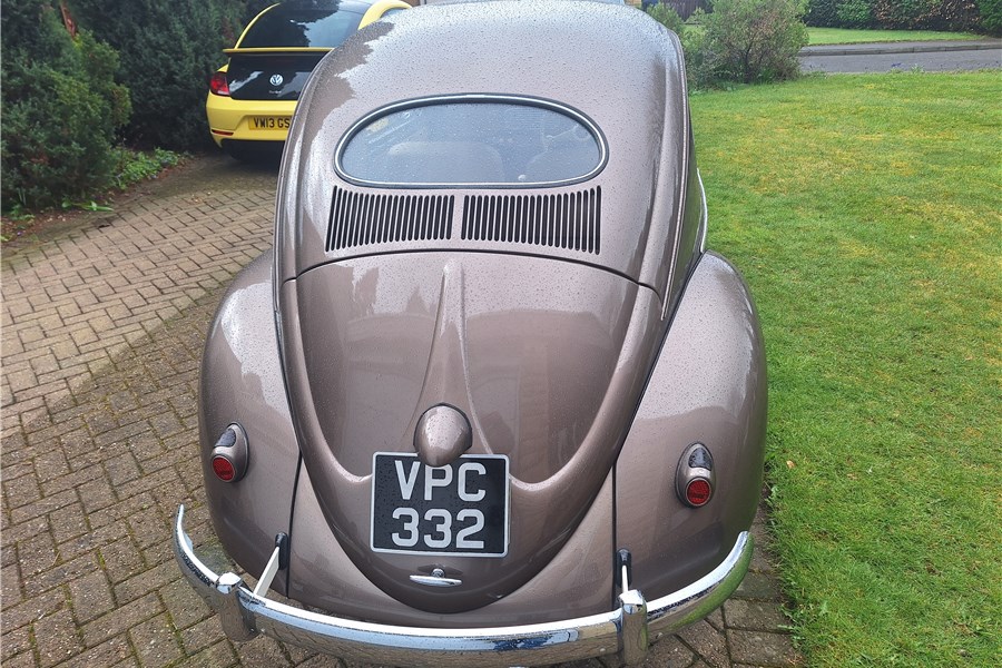 1954 -  Oval UK RHD