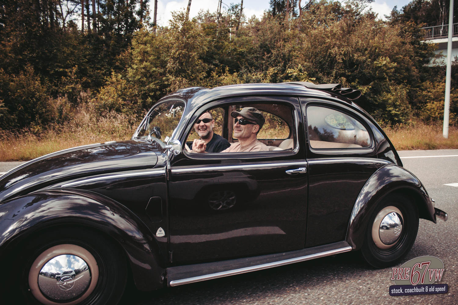 1952 Split Window Sunroof Beetle at BBT Convoy to Bad Camberg 2019