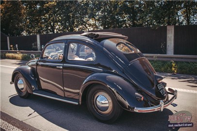1952 Split Window Sunroof Beetle at BBT Convoy to Bad Camberg 2019 - IMG_0007.jpg