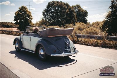 1952 Split Window Karmann Cabrio at BBT Convoy to Bad Camberg 2019 - IMG_0069.jpg