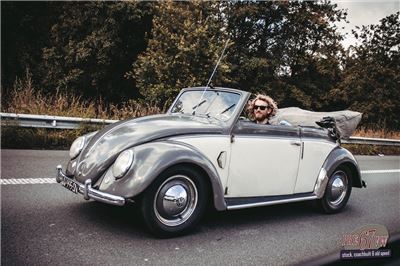 1952 Split Window Karmann Cabrio driving at BBT Convoy to Bad Camberg 2019 - IMG_9837.jpg