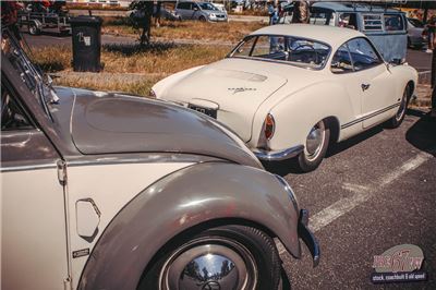 1952 Split Window Karmann Cabrio at BBT Convoy to Bad Camberg 2019 - _MG_9492.jpg