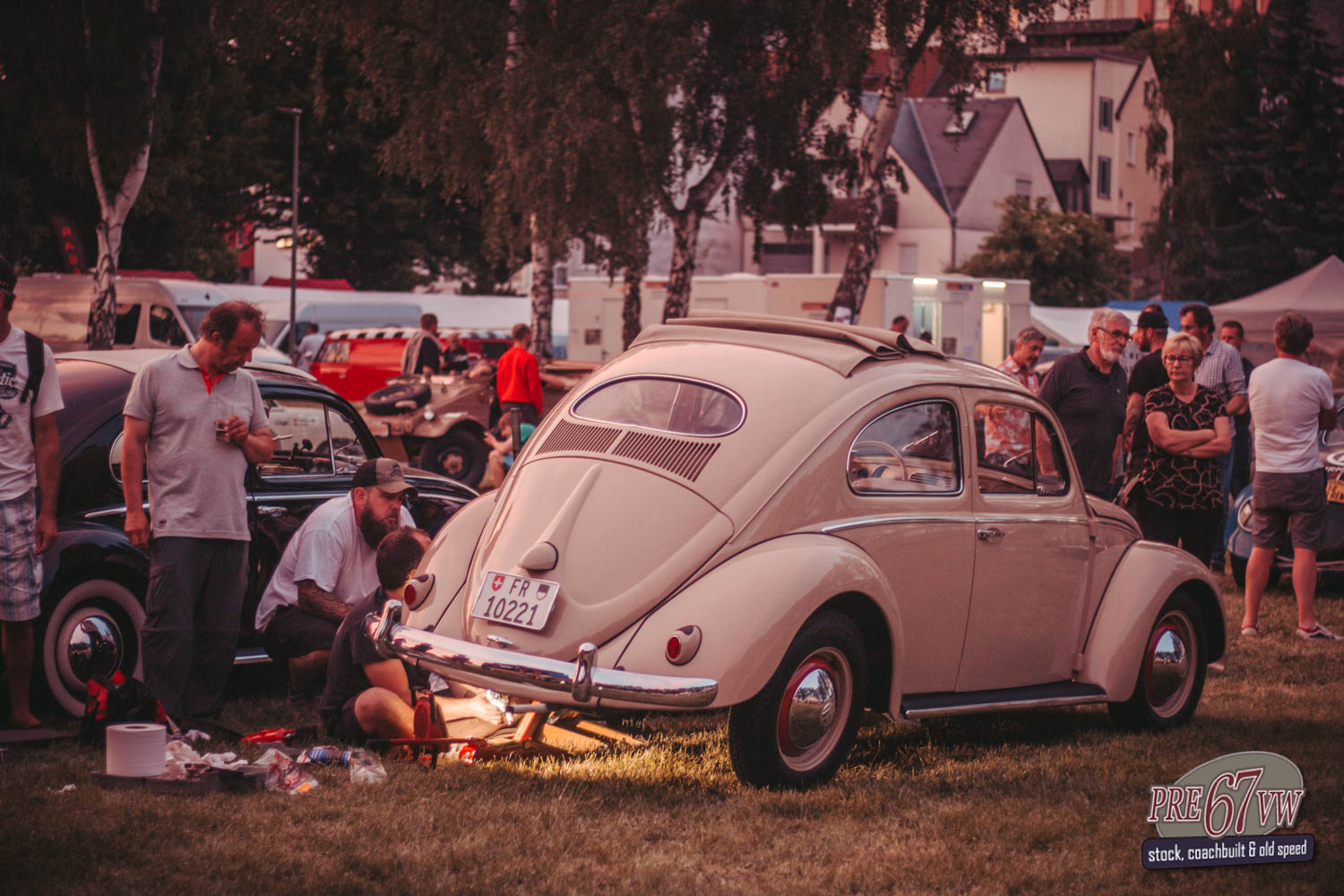 Fixing an Oval Sunroof Beetle at Bad Camberg 2019