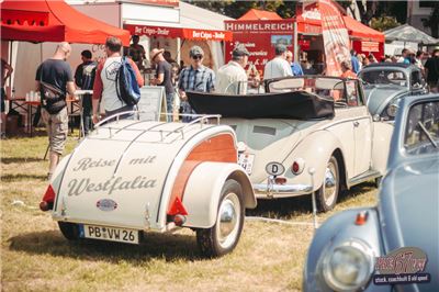 Westfalia Trailer Behind an Oval Cabrio at Bad Camberg 2019 - IMG_0478.jpg