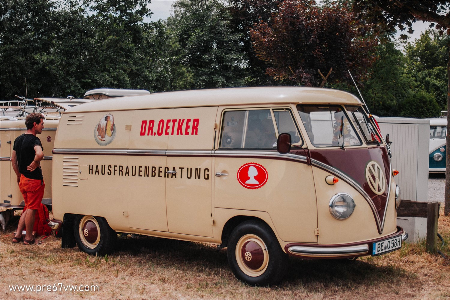 Dr Oetker Split Window Bus at Hessisch Oldendorf 2022