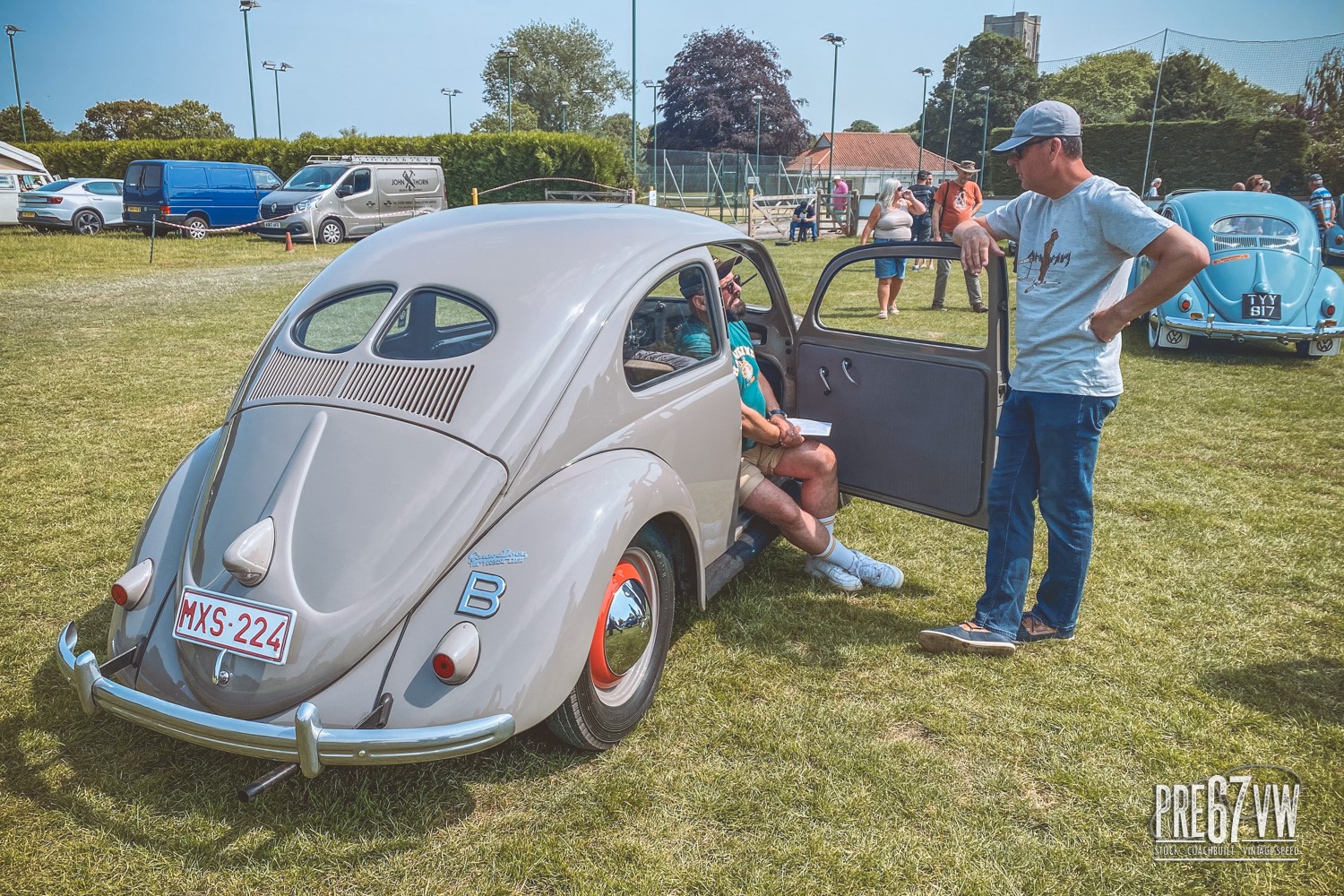 Getting ready for the Sunday drive at Lavenham Vintage VW Meeting 2023