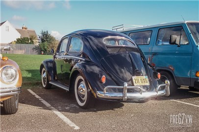 Slough Swapmeet 2005 - slough-004.jpg