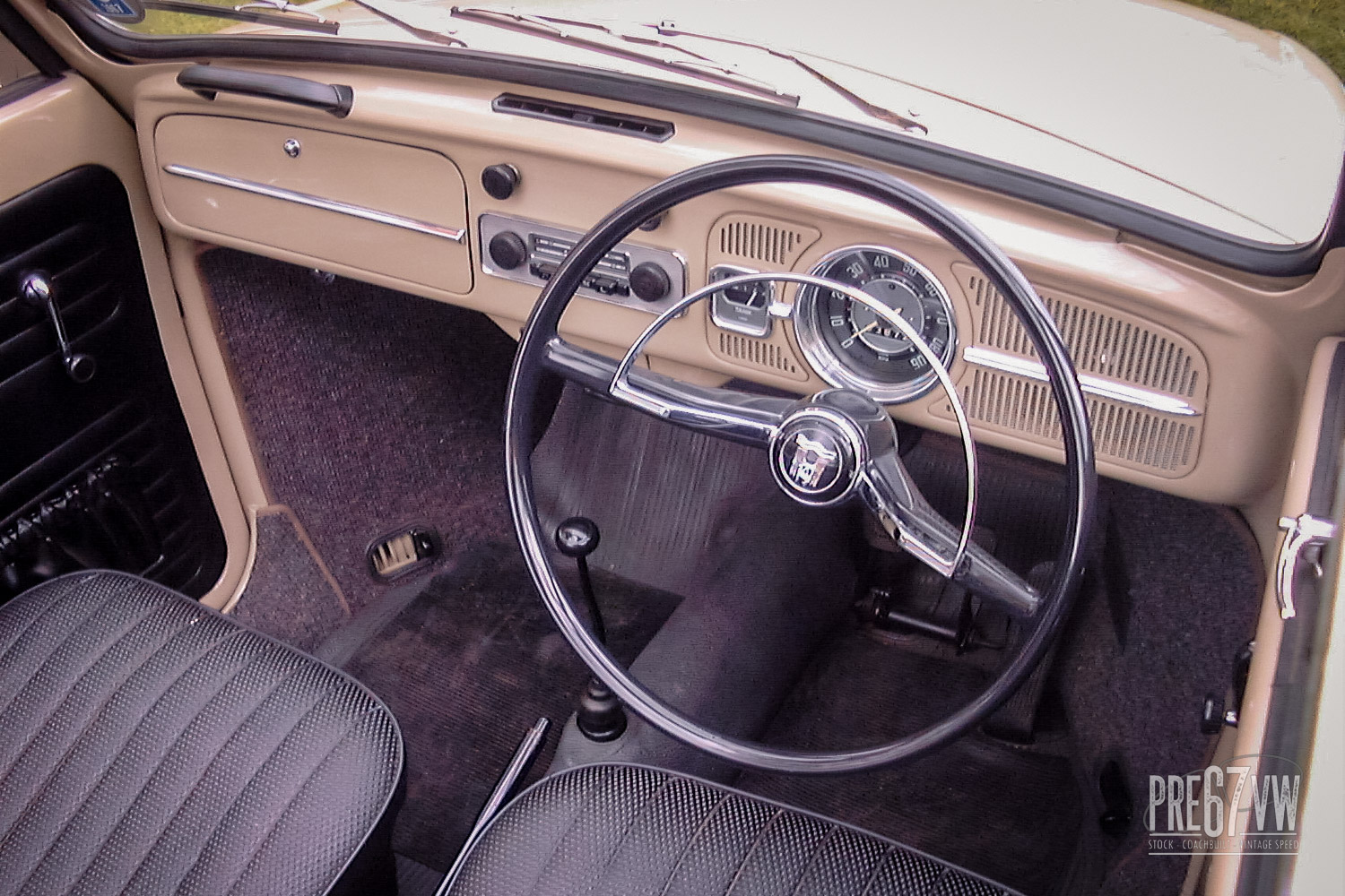 1967 Karmann Cabrio at Stanford Hall 02