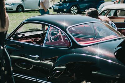 Karmann Ghia at Stanford Hall 2018 - IMG_7426.jpg