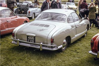 Lowlight Karmann Ghia at Stanford Hall 2019 - IMG_9930.jpg