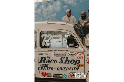 Dean Kirsten with Darrell Vittone's Race Shop Bug at Volksworld 2023 - IMG_3735.jpg